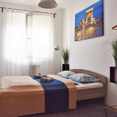 Cosy Apartment In Budapest Downtown With Free Garage Parking Exterior photo